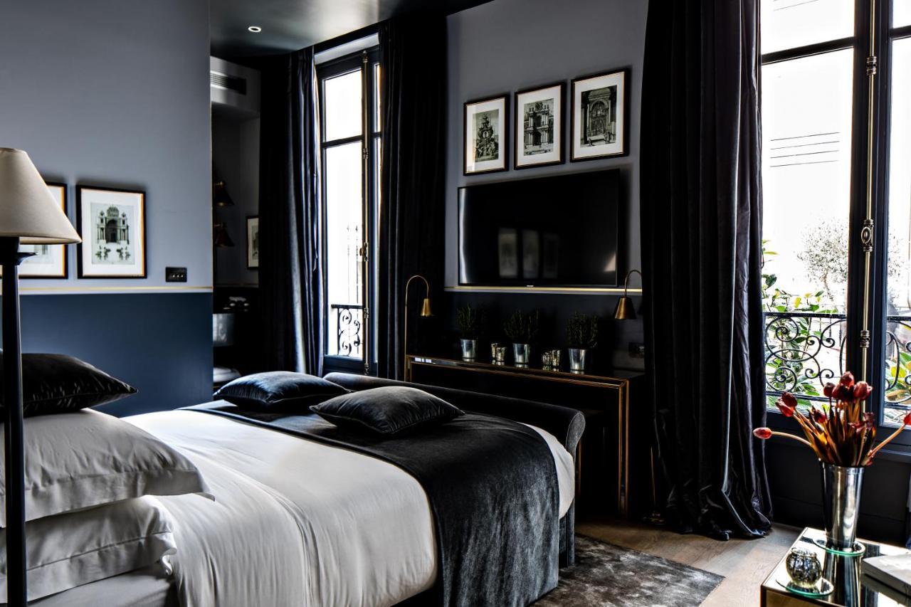 Monsieur George Hotel & Spa - Champs-Elysees Париж Екстериор снимка Bedroom in Paris